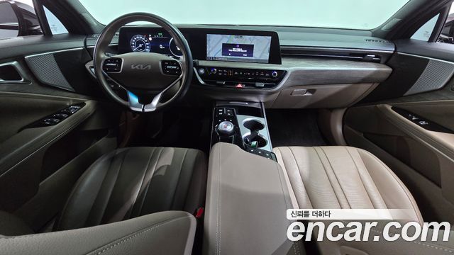 Kia K8 2.5 Gasoline 2WD Noblesse 2024 — фото 7