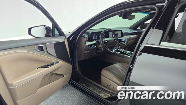 Kia K8 2.5 Gasoline 2WD Noblesse 2024 — фото 10