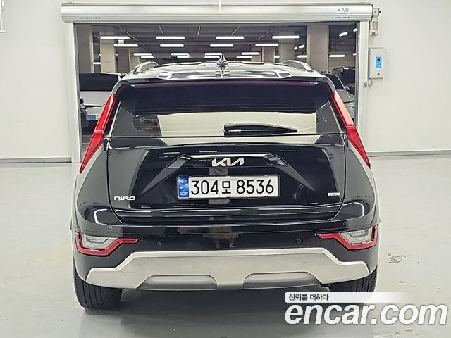 Kia Niro Signature 2022 — фото 4