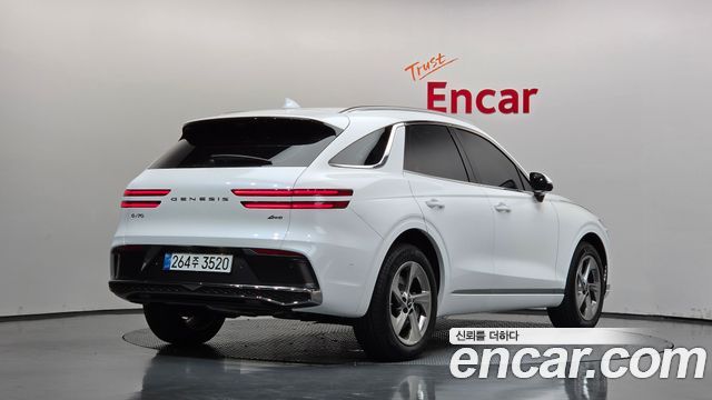 Genesis GV70 2.5T Gasoline AWD 2025 — фото 2