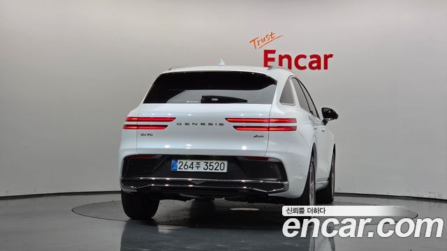 Genesis GV70 2.5T Gasoline AWD 2025 — фото 4