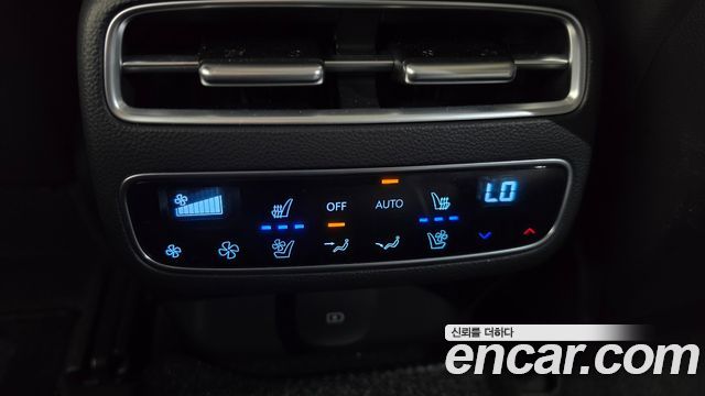 Genesis GV70 2.5T Gasoline AWD 2025 — фото 18