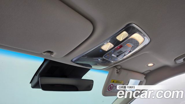 Genesis GV70 2.5T Gasoline AWD 2025 — фото 19