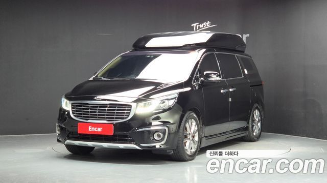 Kia Carnival Gasoline 9-seater Hi-Limousine Noblesse