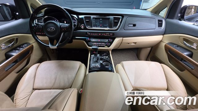 Kia Carnival Gasoline 9-seater Hi-Limousine Noblesse 2017 — фото 7