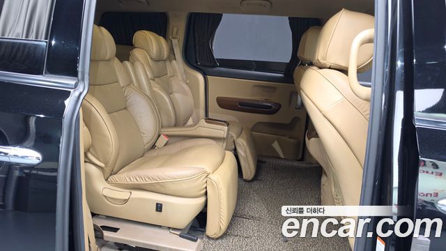 Kia Carnival Gasoline 9-seater Hi-Limousine Noblesse 2017 — фото 11