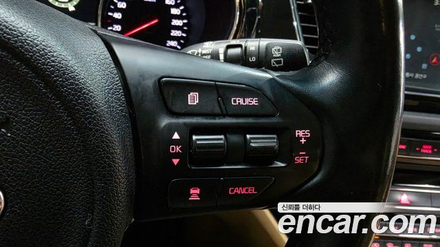 Kia Carnival Gasoline 9-seater Hi-Limousine Noblesse 2017 — фото 15