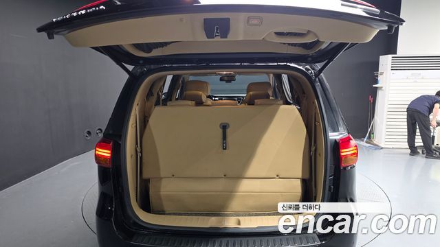Kia Carnival Gasoline 9-seater Hi-Limousine Noblesse 2017 — фото 20