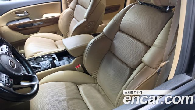 Kia Carnival Gasoline 9-seater Hi-Limousine Noblesse 2017 — фото 27