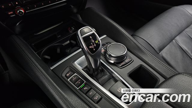 BMW X6 (F16) xDrive 30d 2017 — фото 9