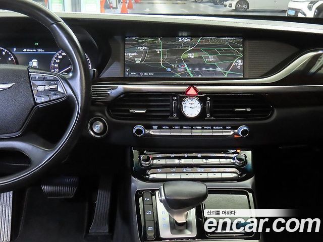 Genesis EQ900 3.8 GDI AWD Luxury 2018 — фото 15