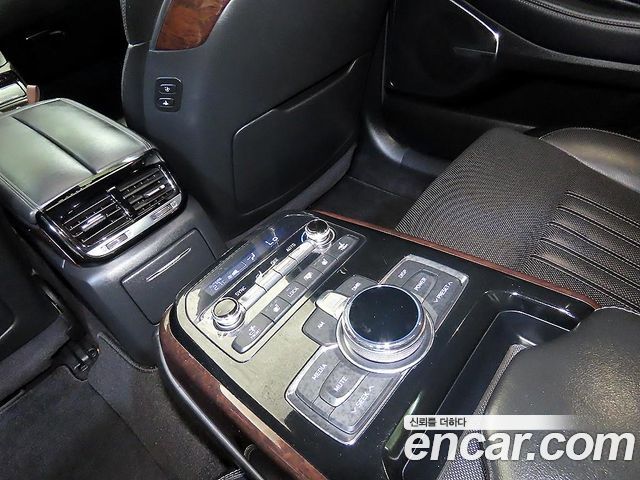 Genesis EQ900 3.8 GDI AWD Luxury 2018 — фото 20