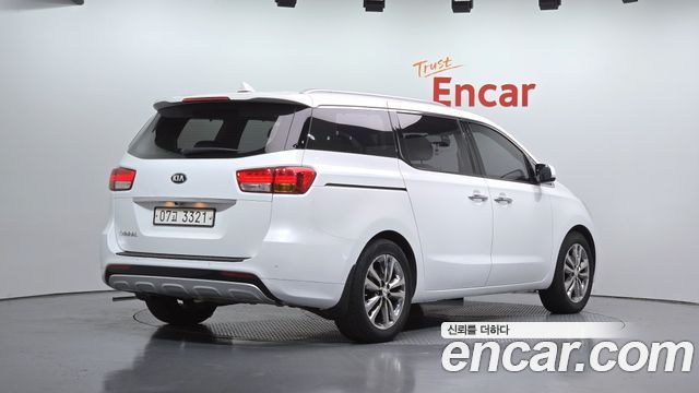 Kia Carnival 9-seater Prestige 2018 — фото 2
