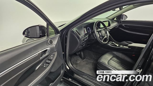Hyundai Sonata (DN8) 2.0 Premium Plus 2022 — фото 10
