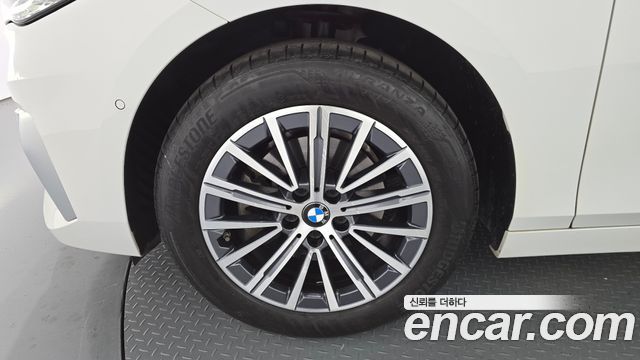 BMW 2 Series Active Tourer (U06) 220i Luxury 2024 — фото 5