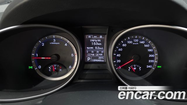 Hyundai Santa Fe (DM) Diesel(e-VGT) 2.0 2WD Morden 2013 — фото 8