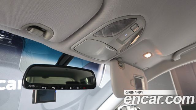 Hyundai Santa Fe (DM) Diesel(e-VGT) 2.0 2WD Morden 2013 — фото 22