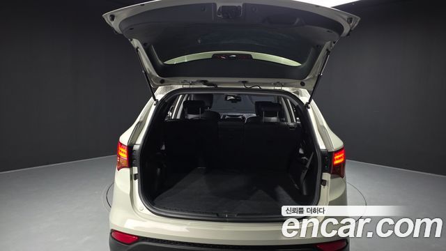 Hyundai Santa Fe (DM) Diesel(e-VGT) 2.0 2WD Morden 2013 — фото 24