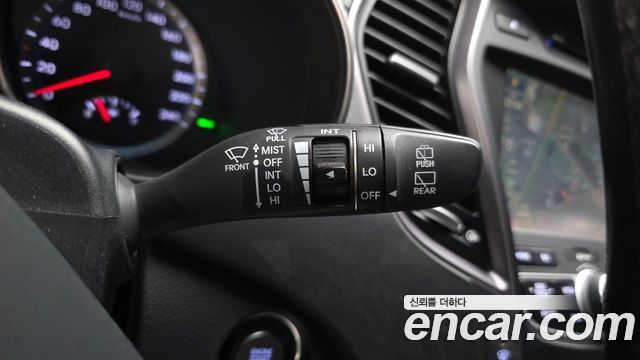 Hyundai Santa Fe (DM) Diesel(e-VGT) 2.0 2WD Morden 2013 — фото 33