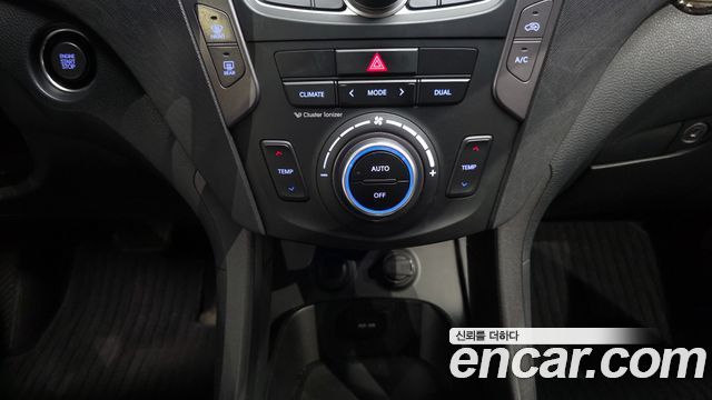 Hyundai Santa Fe (DM) Diesel(e-VGT) 2.0 2WD Morden 2013 — фото 36