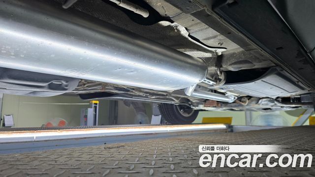 Hyundai Santa Fe (DM) Diesel(e-VGT) 2.0 2WD Morden 2013 — фото 40