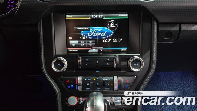 Ford Mustang Coupe 2016 — фото 15