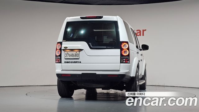 Land Rover Discovery 4 3.0 SDV6 SE 2014 — фото 4