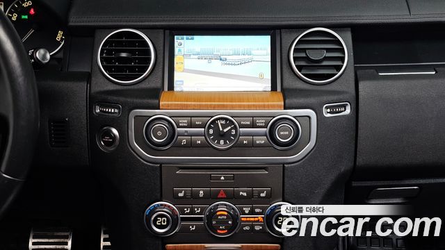 Land Rover Discovery 4 3.0 SDV6 SE 2014 — фото 19