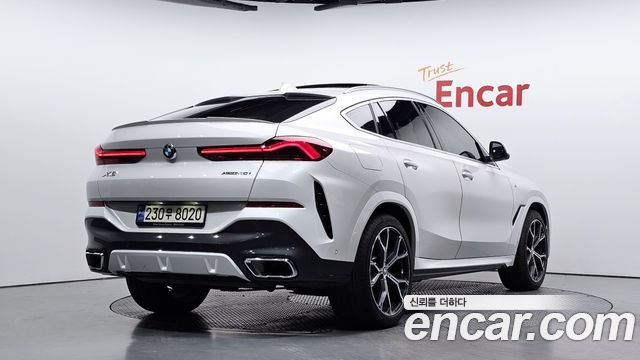 BMW X6 (G06) xDrive40i M Sport 2023 — фото 2