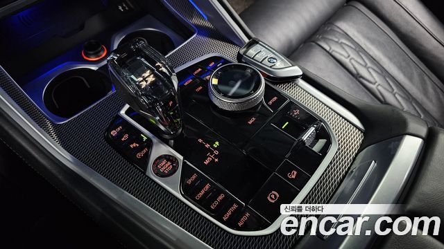 BMW X6 (G06) xDrive40i M Sport 2023 — фото 9