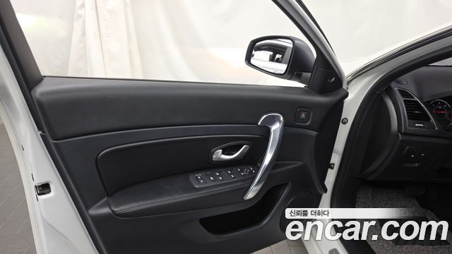 Renault Korea SM5 Nova Diesel D Premium 2015 — фото 24
