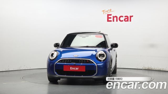 MINI Cooper S (IV) Favoured 2025 — фото 3