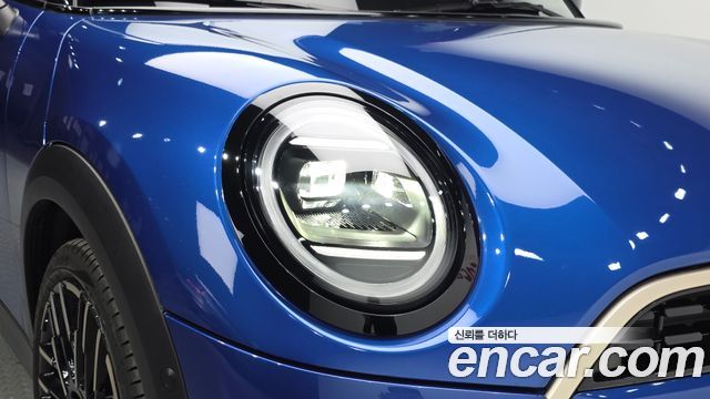 MINI Cooper S (IV) Favoured 2025 — фото 28