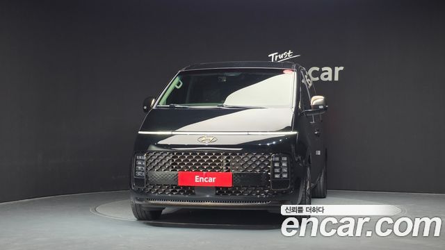 Hyundai Staria 4WD Lounge 9-Seater Prestige 2023 — фото 3