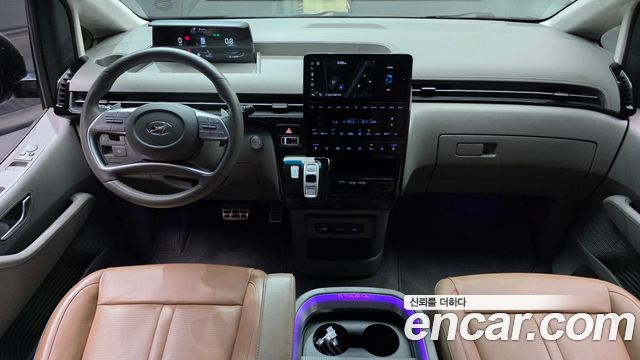 Hyundai Staria 4WD Lounge 9-Seater Prestige 2023 — фото 7