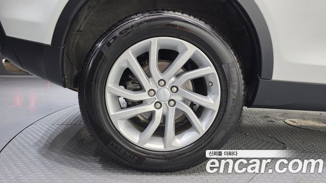 Land Rover Discovery Sport 2.0 TD4 SE (150PS) 2018 — фото 5