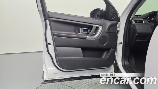 Land Rover Discovery Sport 2.0 TD4 SE (150PS) 2018 — фото 24