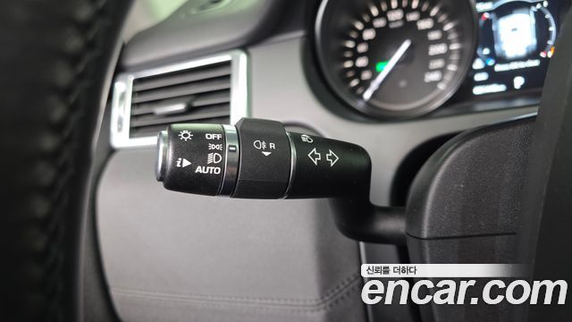 Land Rover Discovery Sport 2.0 TD4 SE (150PS) 2018 — фото 36