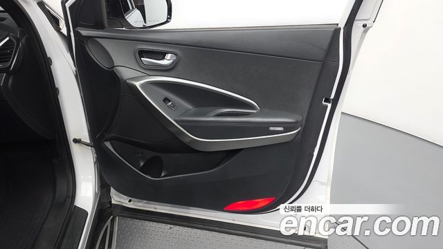 Hyundai Santa Fe The Prime Diesel 2.0 4WD Value Plus 2018 — фото 24