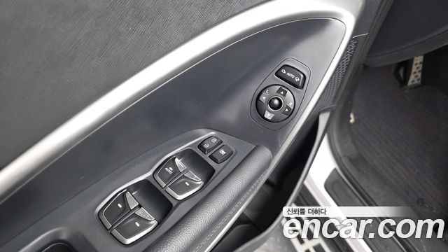 Hyundai Santa Fe The Prime Diesel 2.0 4WD Value Plus 2018 — фото 28