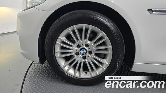 BMW 5 Series (F10) 520d xDrive 2014 — фото 5