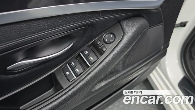 BMW 5 Series (F10) 520d xDrive 2014 — фото 15