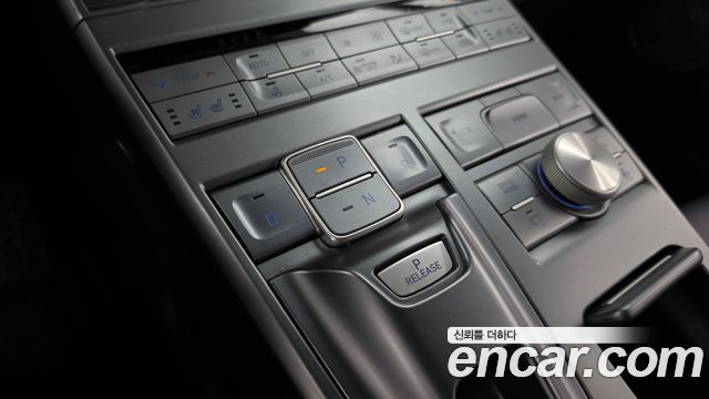 Hyundai Nexo Premium 2020 — фото 20