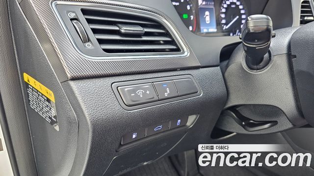 Hyundai Sonata (LF) 2.0 Care+ 2017 — фото 16