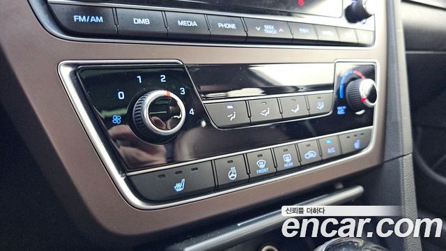 Hyundai Sonata (LF) 2.0 Care+ 2017 — фото 17