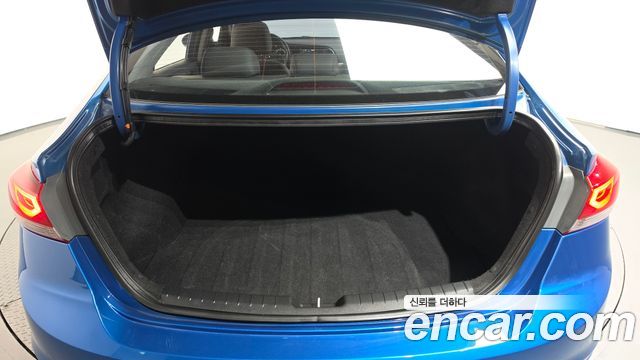 Hyundai Avante (AD) 1.6 GDI Smart 2018 — фото 16