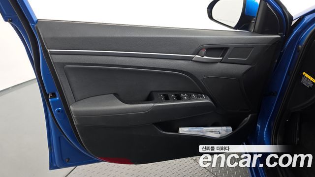 Hyundai Avante (AD) 1.6 GDI Smart 2018 — фото 24