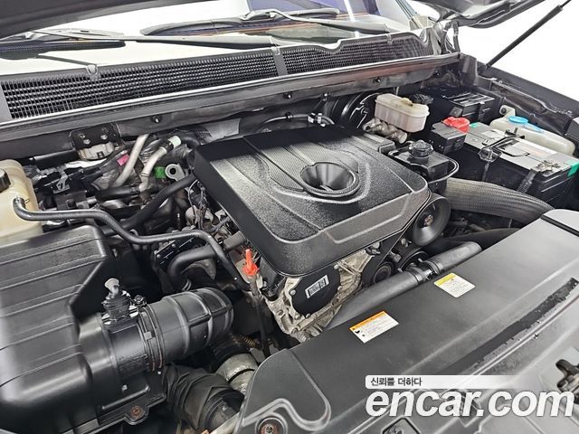 KG Mobility (SsangYong) Korando Turismo 4WD Extreme Sport 9-Seater 2019 — фото 5