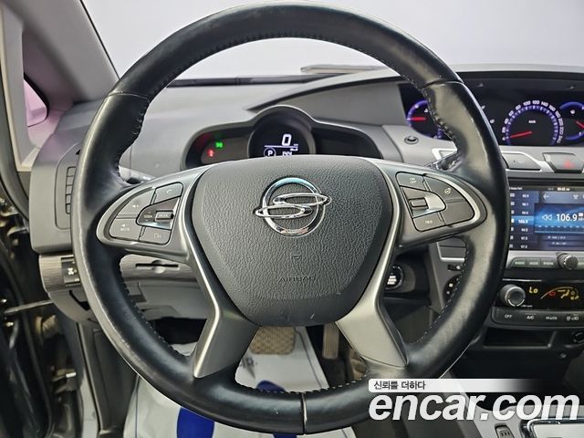 KG Mobility (SsangYong) Korando Turismo 4WD Extreme Sport 9-Seater 2019 — фото 9