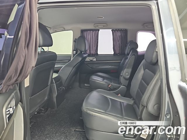 KG Mobility (SsangYong) Korando Turismo 4WD Extreme Sport 9-Seater 2019 — фото 16